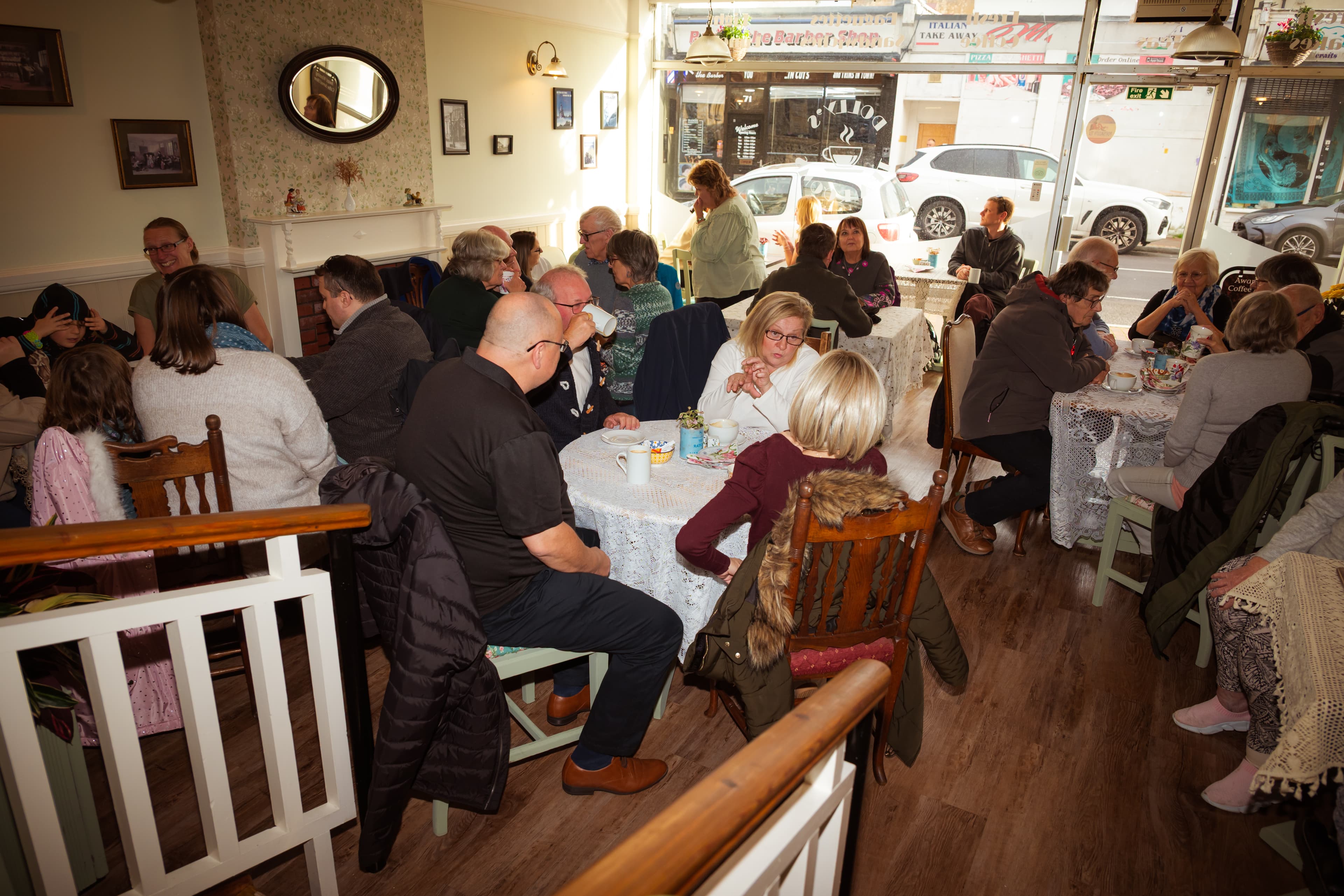 dollys vintage tea room by diana studio 10.jpg